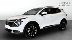 Vit (white) Ny 2025 Kia Sportage Advance SUV | 444 475 kr (Marknadspris)