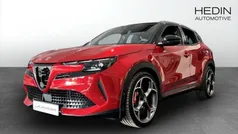 Röd (red) Ny 2024 Alfa Romeo Junior Veloce SUV | 516 800 kr