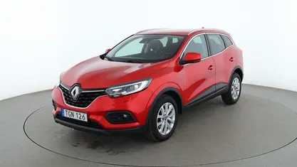 Röd Begagnad 2018 Renault Kadjar SUV | 142 000 kr (Bra pris)