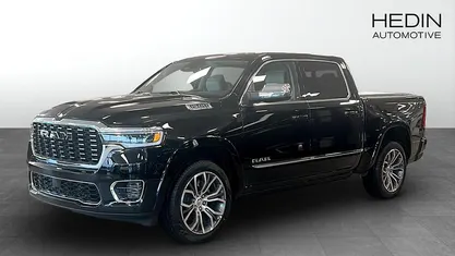 Ny RAM 1500 548 HK (403 kW) 2025 Svart Pickup