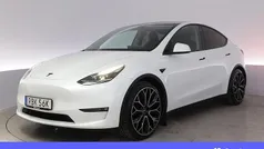 Svart Begagnad 2023 Tesla Model Y Performance SUV | 476 900 kr (Marknadspris)