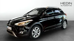 Svart (black) Begagnad 2016 Hyundai i20 Active Halvkombi | 99 900 kr (Bra pris)