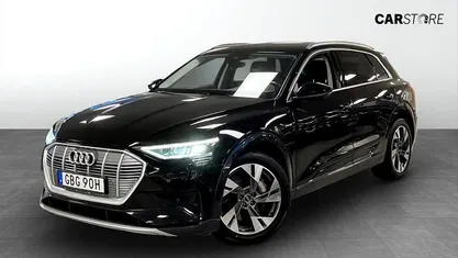 Begagnad Audi e-tron 300 kW (408 HK) 2022 Svart SUV