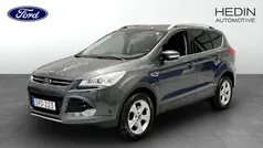 Grå Begagnad 2014 Ford Kuga SUV | 104 900 kr (Marknadspris)