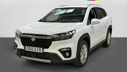 Begagnad Suzuki SX4 S-Cross 130 HK (95 kW) 2023 Vit SUV