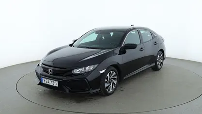 Svart Begagnad 2018 Honda Civic Comfort Sedan | 127 000 kr (Marknadspris)