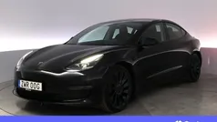 Svart Begagnad 2021 Tesla Model 3 Performance Sedan | 306 900 kr (Marknadspris)