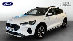 Vit (white) Begagnad 2022 Ford Focus Active Halvkombi | 174 900 kr (Marknadspris)