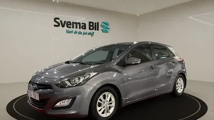 Grafitgrå metallic Begagnad 2012 Hyundai i30 Halvkombi | 99 900 kr (Marknadspris)