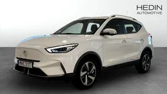 Vit (white) Begagnad 2022 MG ZS Luxury Sedan | 244 900 kr (Bra pris)