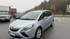 Grå Begagnad 2014 Opel Zafira Tourer Minibuss | 69 900 kr (Marknadspris)