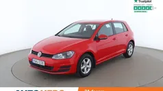 Röd Begagnad 2016 VW Golf VII Halvkombi | 123 000 kr (Marknadspris)