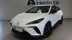 Vit Begagnad 2023 MG MG4 EV Halvkombi | 289 900 kr