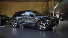 Svart (black) Begagnad 2023 Porsche Cayenne S E-Hybrid SUV | 1 275 000 kr (Marknadspris)