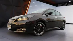 Svart Begagnad 2022 Nissan Leaf Acenta Halvkombi | 172 900 kr (Marknadspris)