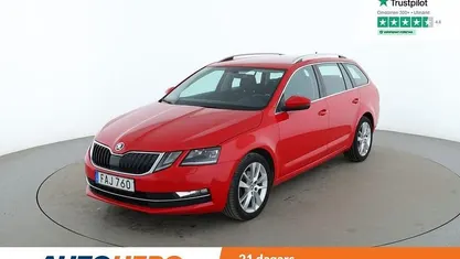 Röd Begagnad 2018 Skoda Octavia Style Kombi | 151 000 kr (Bra pris)