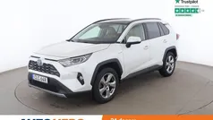 Vit Begagnad 2019 Toyota RAV4 Hybrid Executive SUV | 324 000 kr (Marknadspris)