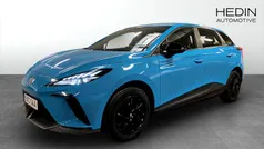 Blå (blue) Begagnad 2023 MG MG4 EV Halvkombi | 249 900 kr