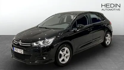 Svart Begagnad 2016 Citroën C4 PureTech Halvkombi | 79 900 kr (Marknadspris)