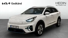 Vit (white) Begagnad 2022 Kia e-Niro 2 SUV | 304 900 kr (Marknadspris)