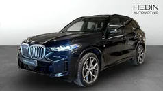 Svart (black) Begagnad 2024 BMW X5 M Sport SUV | 1 028 700 kr (Superpris)