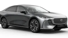 Machine grey metallic (46g) Ny 2025 Mazda 6e Takumi-Line Sedan | 449 000 kr