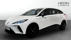 Vit (white) Begagnad 2023 MG MG4 EV Halvkombi | 259 900 kr (Marknadspris)