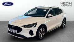 Vit (white) Begagnad 2022 Ford Focus Active Halvkombi | 204 900 kr (Marknadspris)