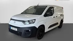 Vit Begagnad 2023 Fiat Doblò Minibuss | 268 900 kr (Bra pris)