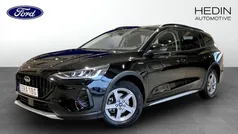 Svart Begagnad 2023 Ford Focus Active Kombi | 209 900 kr (Marknadspris)
