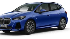 Ny 2024 BMW 230e Active Tourer Comfort Edition Minibuss | 479 700 kr (Marknadspris)