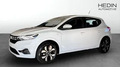Vit (white) Ny 2025 Dacia Sandero Expression Halvkombi | 219 900 kr (Bra pris)