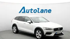 Begagnad 2022 Volvo V60 CC Kombi | 349 900 kr (Marknadspris)
