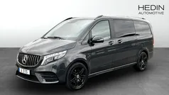 Begagnad 2023 Mercedes V300 AMG Minibuss | 631 920 kr