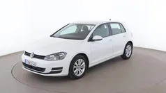 Vit Begagnad 2016 VW Golf VII Halvkombi | 126 000 kr (Marknadspris)