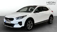 Vit (white) Begagnad 2021 Kia XCeed 2 SUV | 279 900 kr (Marknadspris)