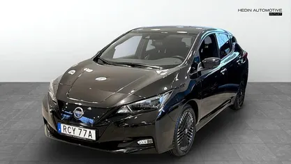 Svart Begagnad 2023 Nissan Leaf N-Connecta Halvkombi | 179 400 kr (Bra pris)