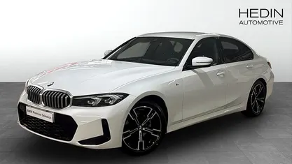 Begagnad BMW 320 Shadowline 184 HK (135 kW) 2024 Vit Sedan