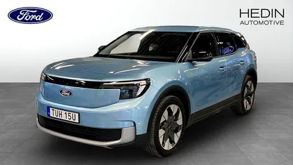 Blå (blue) Begagnad 2024 Ford Explorer Premium SUV | 574 900 kr (Marknadspris)