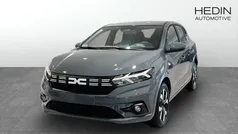 Grå (grey) Ny 2025 Dacia Sandero Expression Halvkombi | 226 200 kr (Marknadspris)