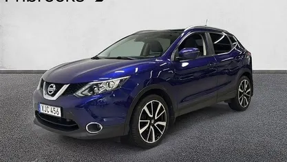 Blå Begagnad 2015 Nissan Qashqai Tekna SUV | 99 900 kr (Marknadspris)