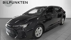 Black mica met (m) Begagnad 2024 Suzuki Swace Kombi | 299 900 kr (Marknadspris)