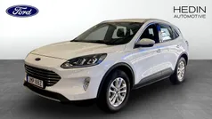 Vit (white) Begagnad 2022 Ford Kuga Titanium SUV | 259 900 kr (Marknadspris)