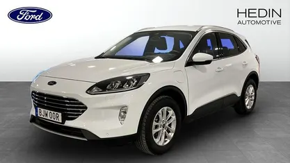 Begagnad 2023 Ford Kuga Titanium SUV | 269 900 kr (Marknadspris)