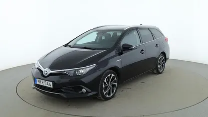 Svart Begagnad 2015 Toyota Auris Touring Sports Active Kombi | 154 000 kr (Marknadspris)