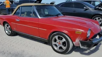 Begagnad Fiat 124 Spider 1979 Cab