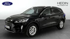Svart (black) Begagnad 2022 Ford Kuga Titanium SUV | 244 900 kr (Bra pris)