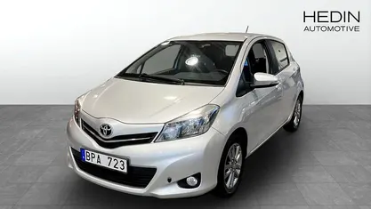Begagnad 2013 Toyota Yaris Halvkombi | 69 900 kr (Bra pris)