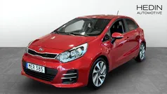 Röd Begagnad 2015 Kia Rio Halvkombi | 89 900 kr (Dyr)