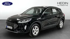 Svart (black) Begagnad 2021 Ford Kuga Titanium SUV | 259 900 kr (Marknadspris)
